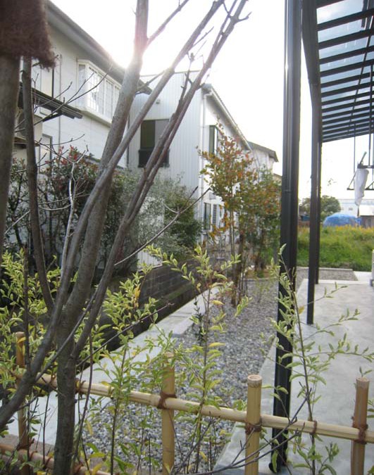 樹木でやさしい目隠しをするお庭 福井市ｎ様邸 福井でガーデニング お庭づくりなら ときわガーデン 彩園